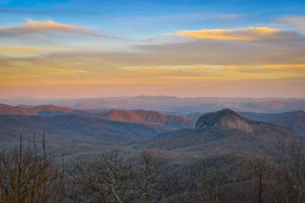 23 STUNNING Waterfalls Near Asheville You Shouldn't Miss - Lost In The ...