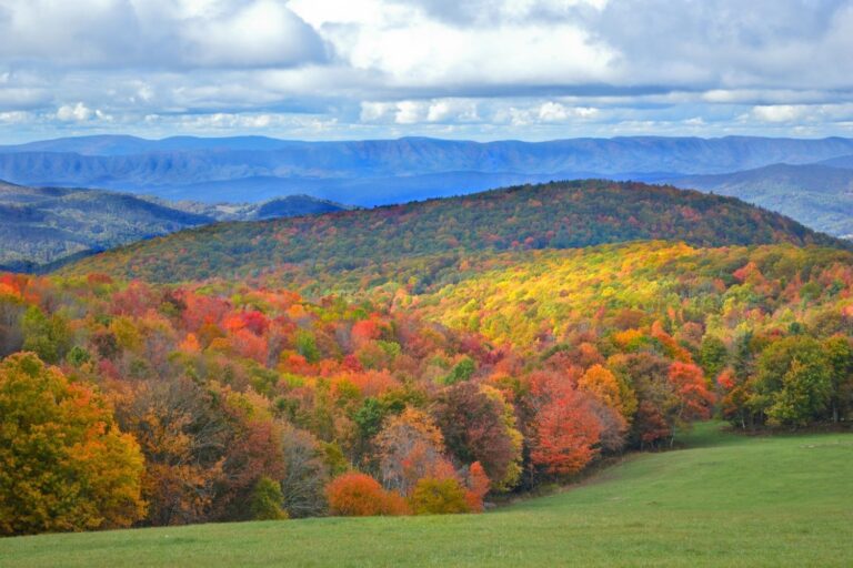 32 BEST North Carolina Mountain Towns To Visit Lost In The Carolinas