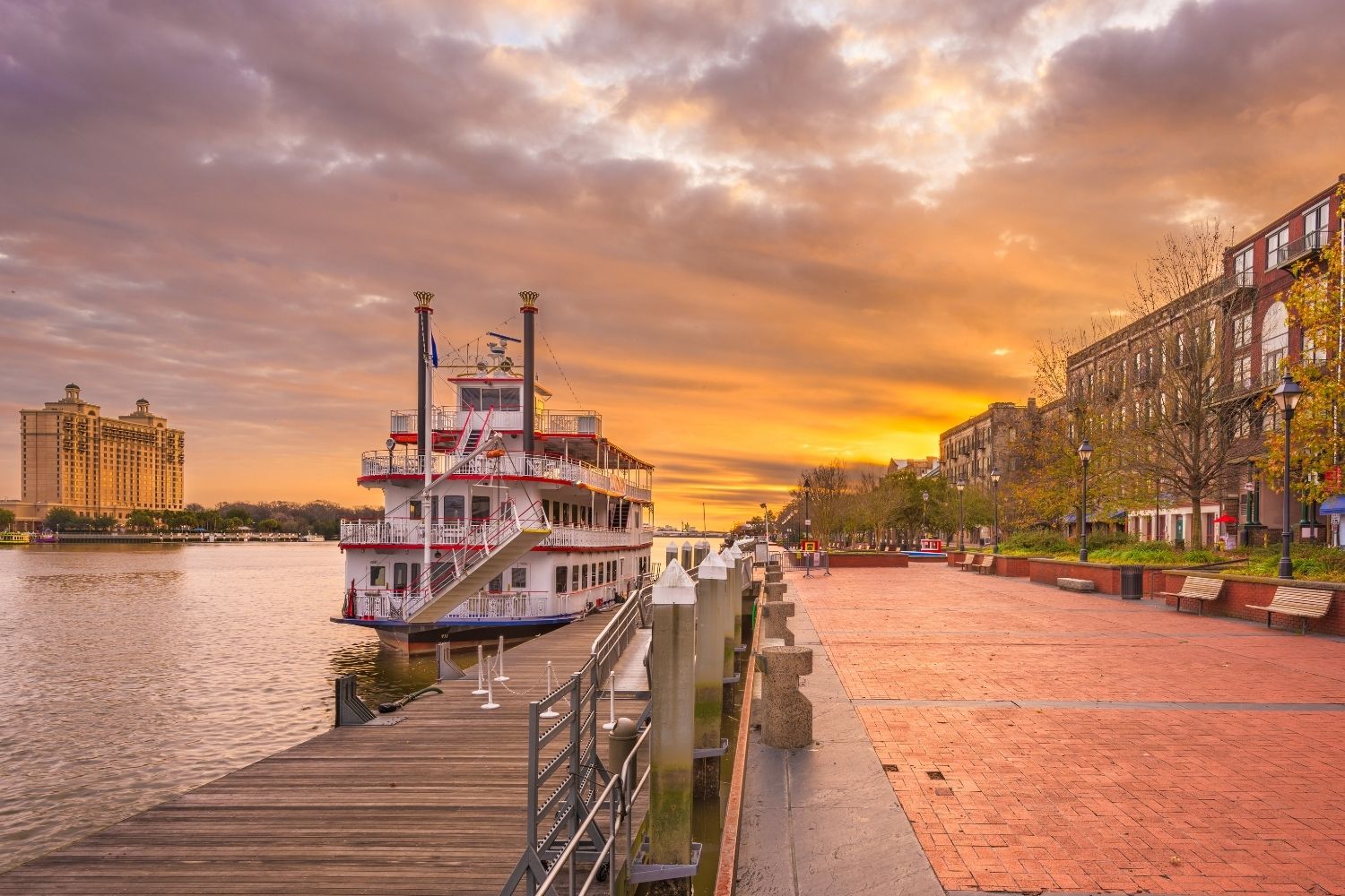 best time to visit savannah georgia usa