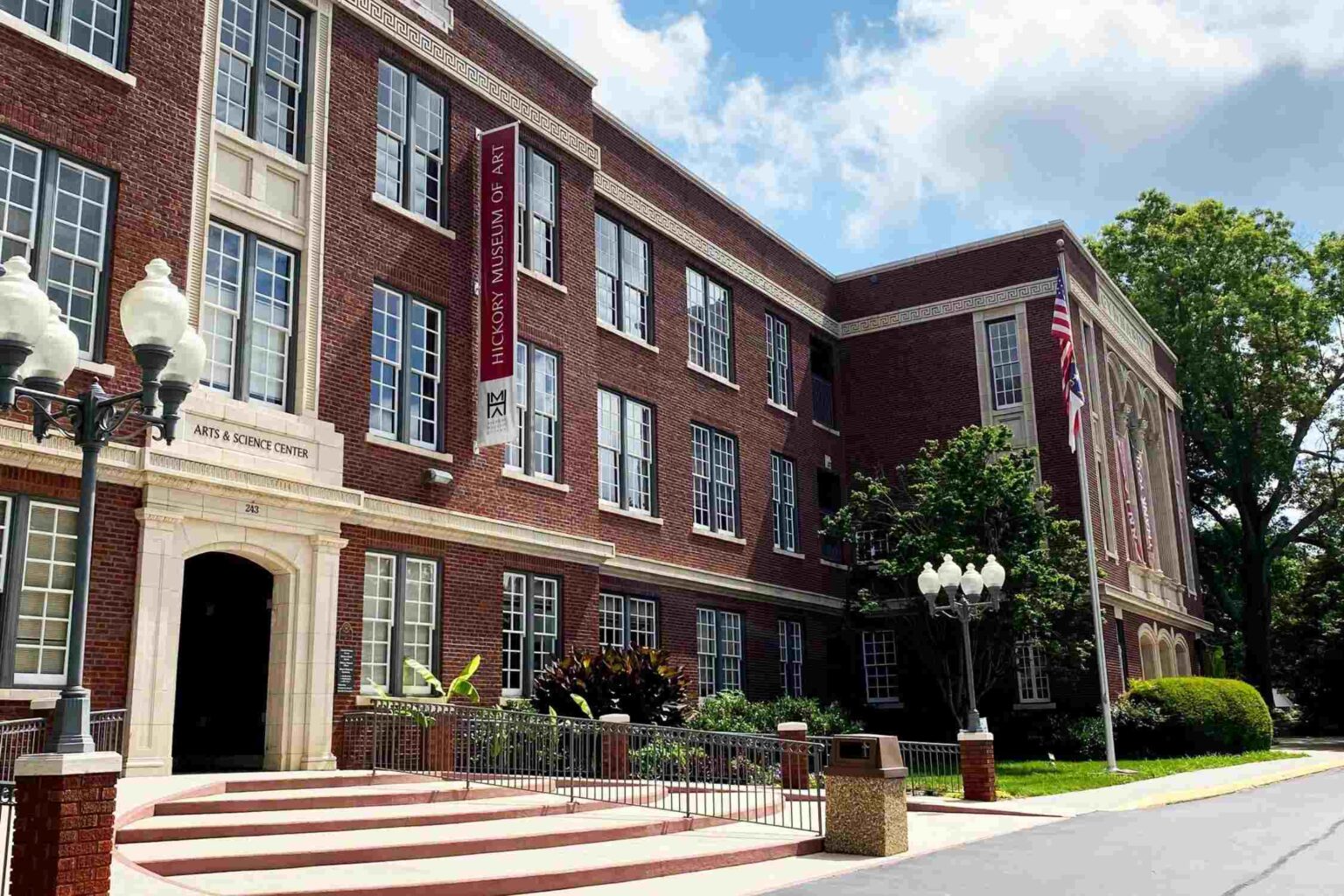 20 Best Things to Do in Hickory, NC Lost In The Carolinas