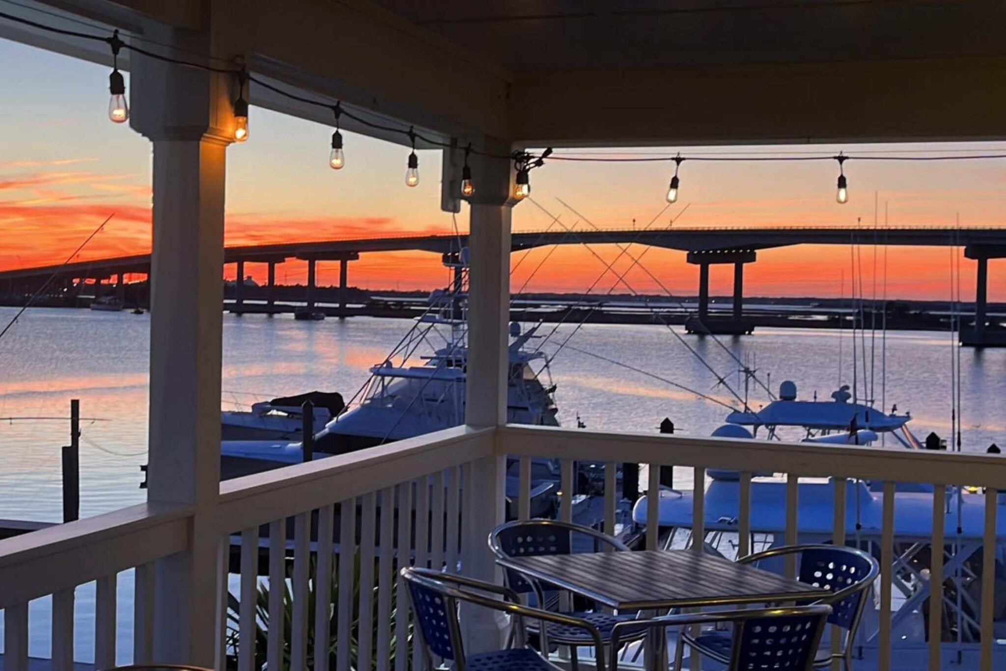 22 BEST Atlantic Beach Restaurants to Try! (NC) - Lost In The Carolinas