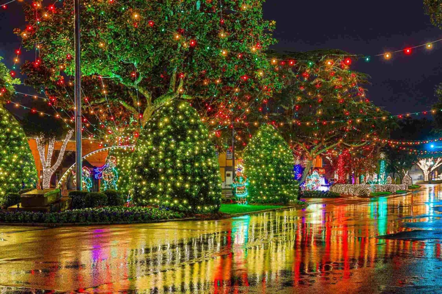 best christmas towns to visit in nc