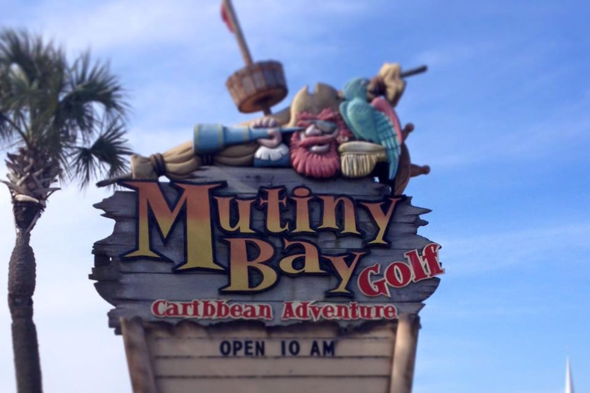 Mutiny Bay Mini Golf